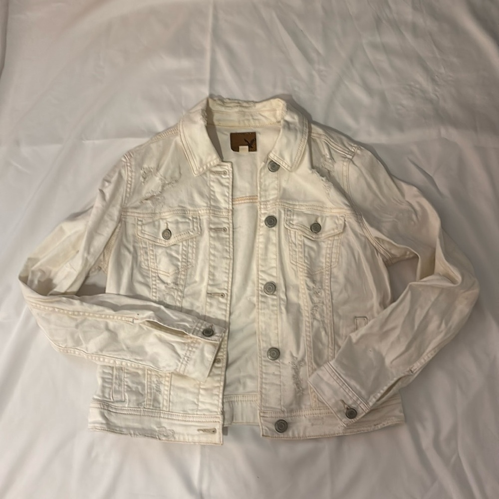 American Eagle Women’s Denim Jacket - Picture 1 of 5